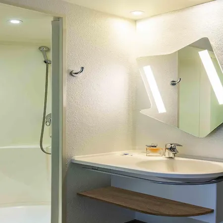 מלון Ibis Budget Paris Porte D'italie Ouest 2*